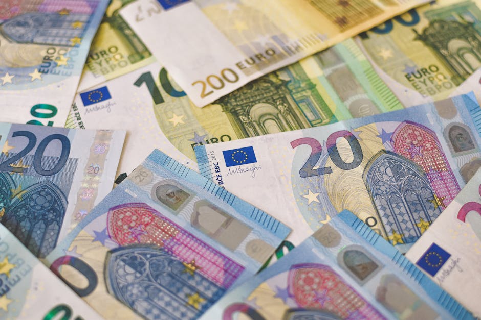 Euro currency and Berlin travel tips for managing money